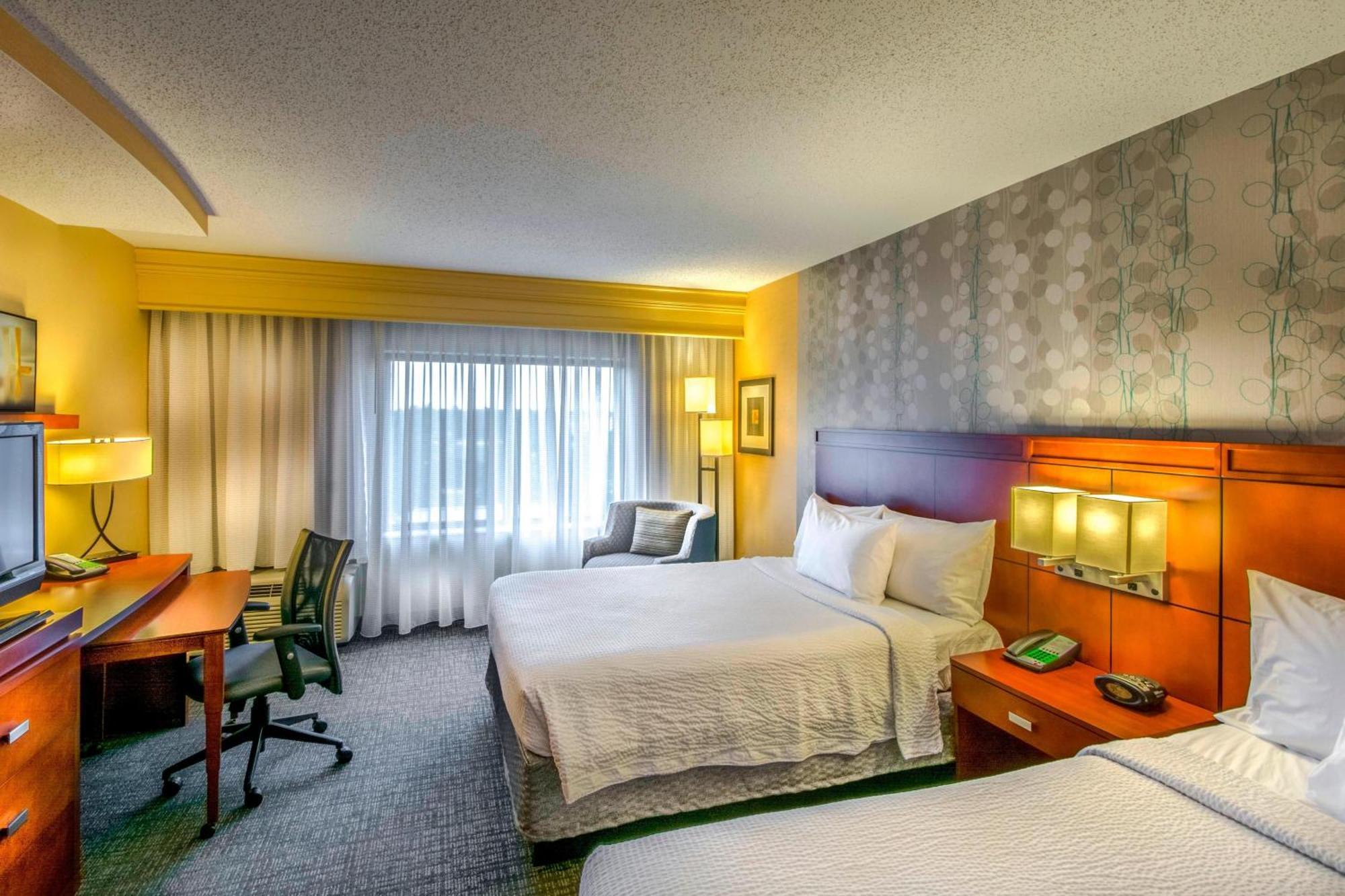 คอร์ทยาร์ด กรีสโบโร แอร์พอร์ต Hotel กรีนส์โบโร ภายนอก รูปภาพ