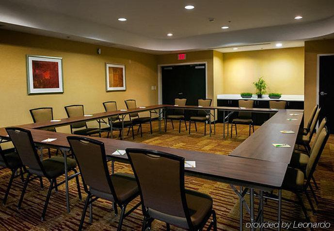 คอร์ทยาร์ด กรีสโบโร แอร์พอร์ต Hotel กรีนส์โบโร ภายนอก รูปภาพ